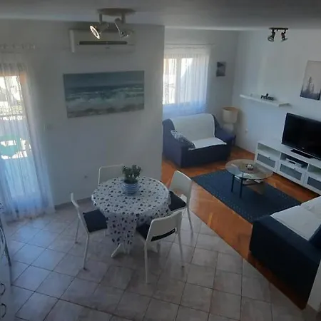 Dorami Apartment Malinska