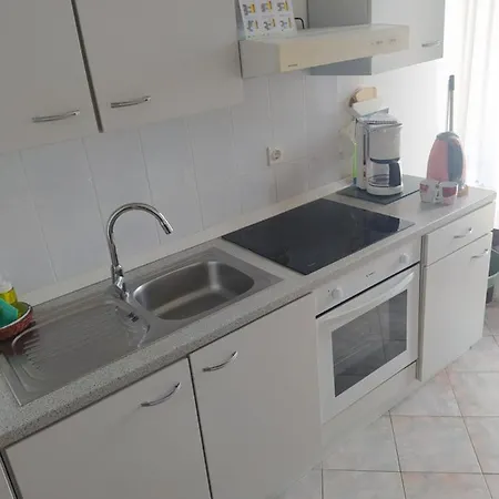 Dorami Apartment